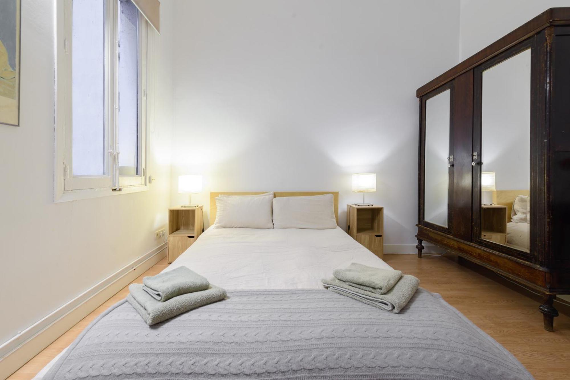 Gran Via-Sol Spacious Apartment 3 Bedrooms & 2 Wcs Madrid Exterior photo